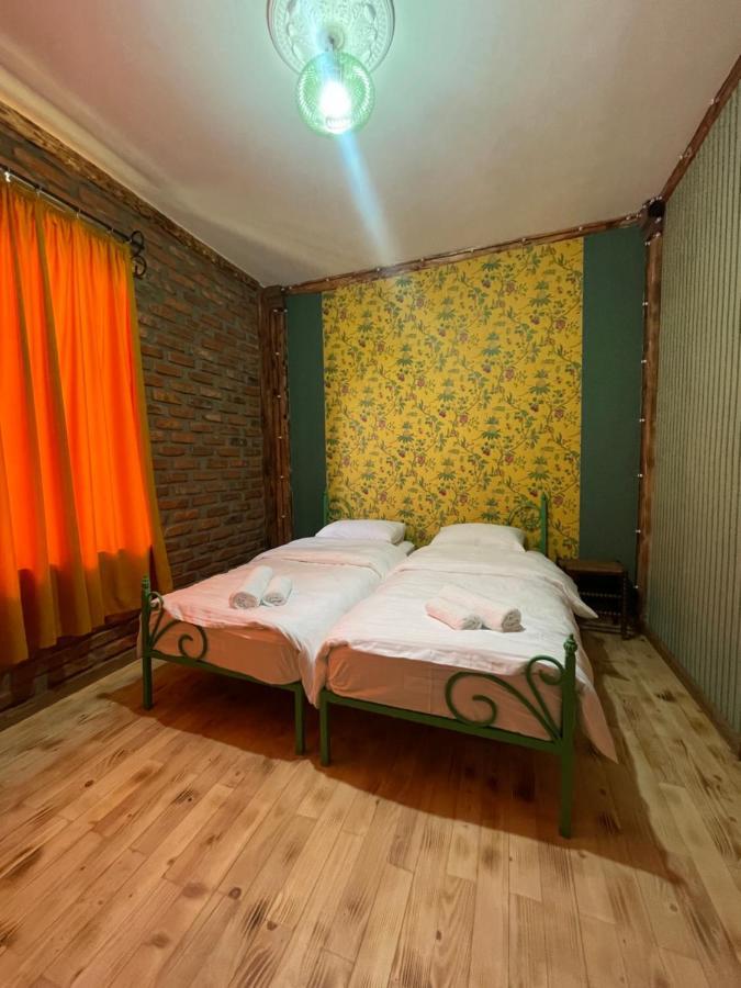Odo'S Guest House Martvili Exterior photo